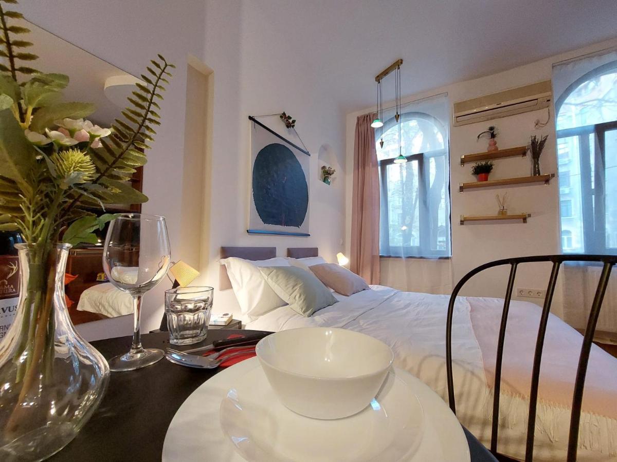 Sweet Dreams Suites Cosy Studio Piata Romana Bükreş Dış mekan fotoğraf