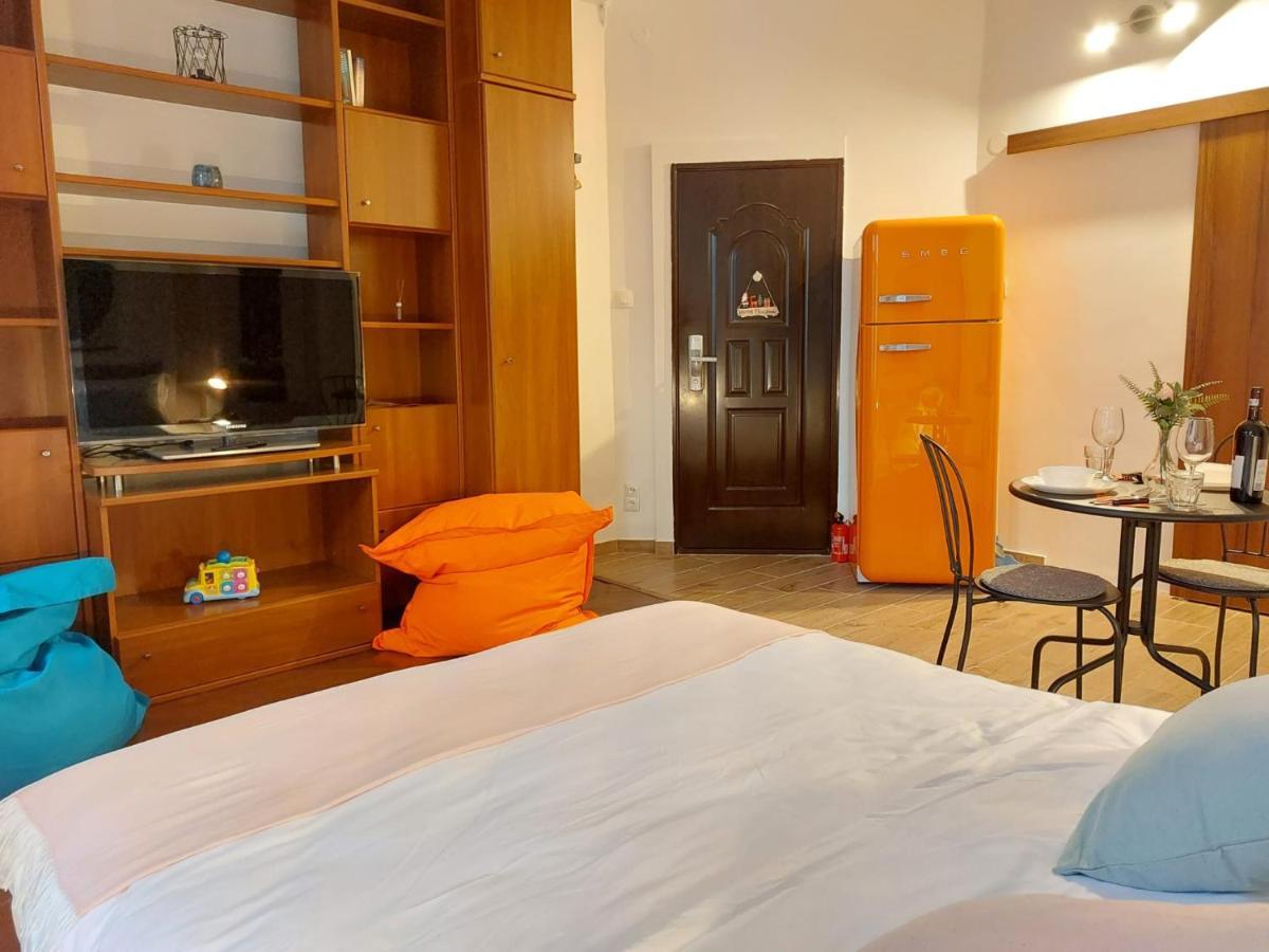 Sweet Dreams Suites Cosy Studio Piata Romana Bükreş Dış mekan fotoğraf