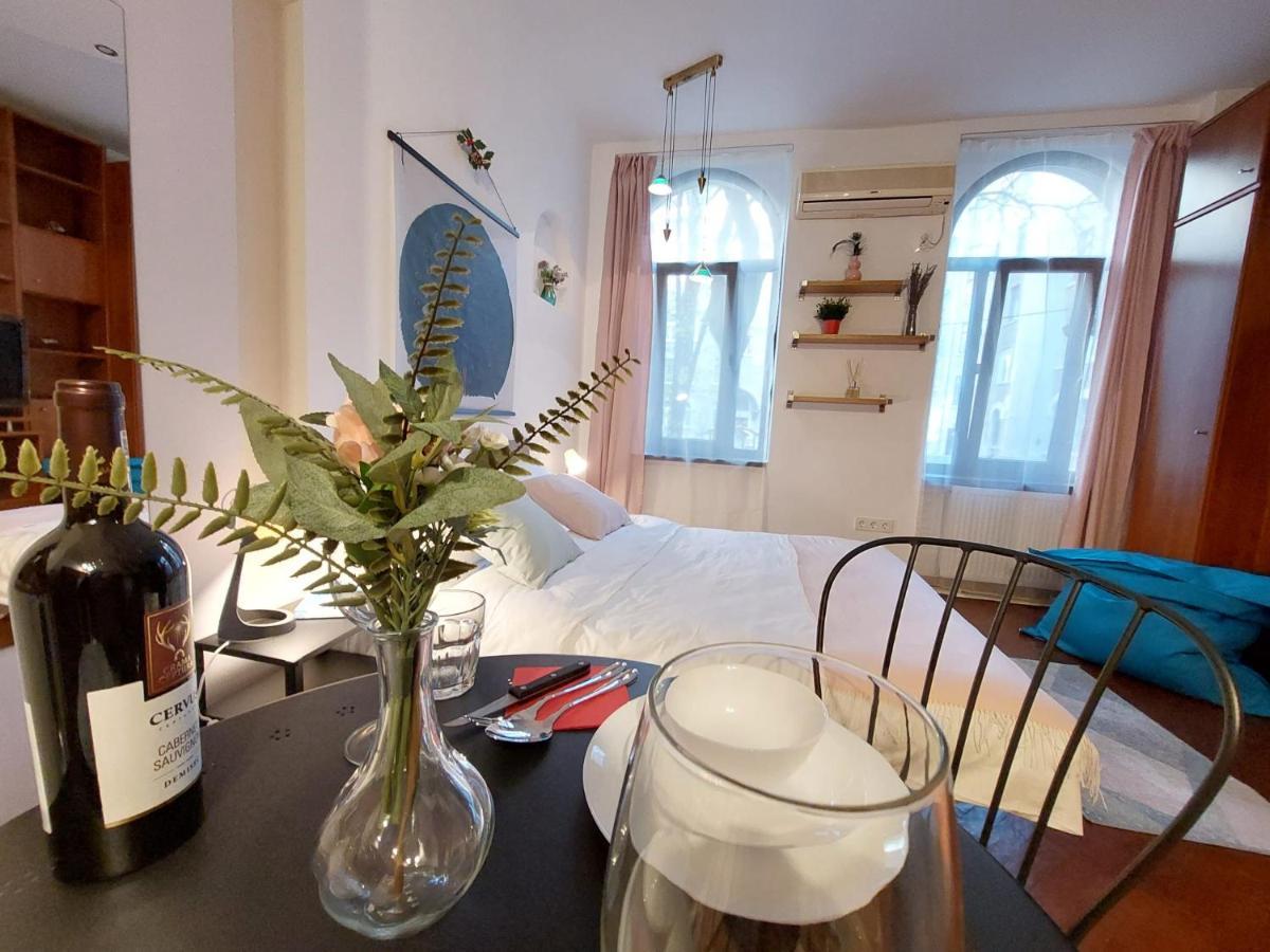 Sweet Dreams Suites Cosy Studio Piata Romana Bükreş Dış mekan fotoğraf
